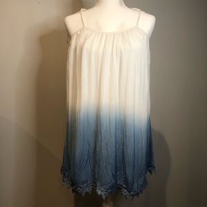 Gorgeous ombré dress w/floral lace on bottom